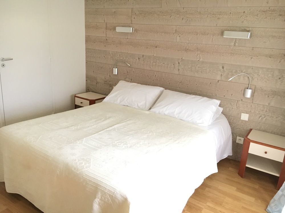 Logis Hotel "Ici M'Aime" Rouvray  Εξωτερικό φωτογραφία
